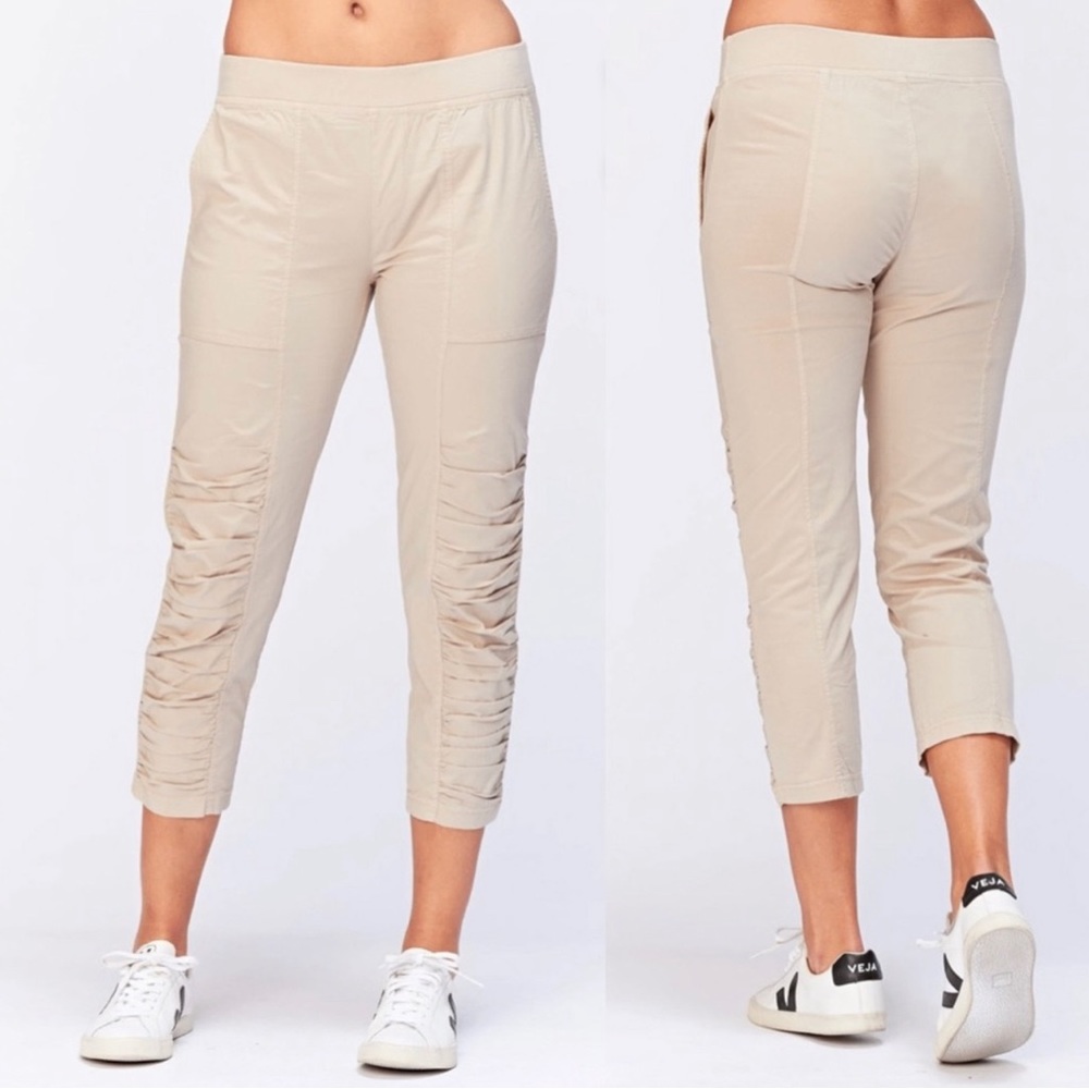 NWT XCVI Wearables Core Jetter Crop Legging Pants Medium Sand